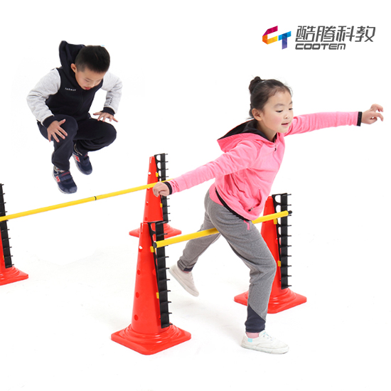 带孔标志桶